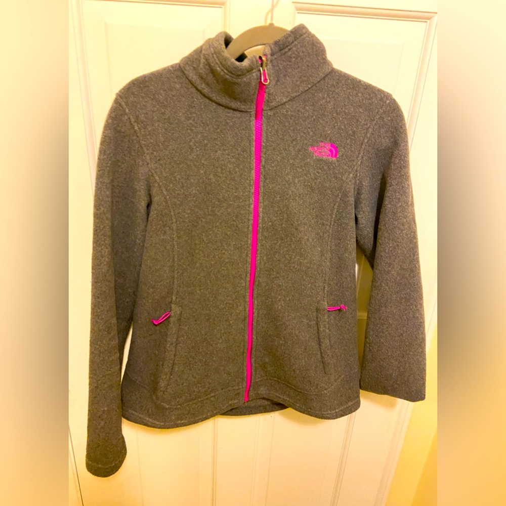 Ladies Size Medium North Face fleece